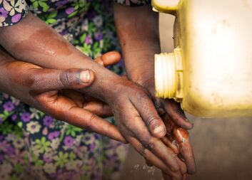 Sestra Aleta: Zažíváme těžké časy. Polovina dětí má koronavirus